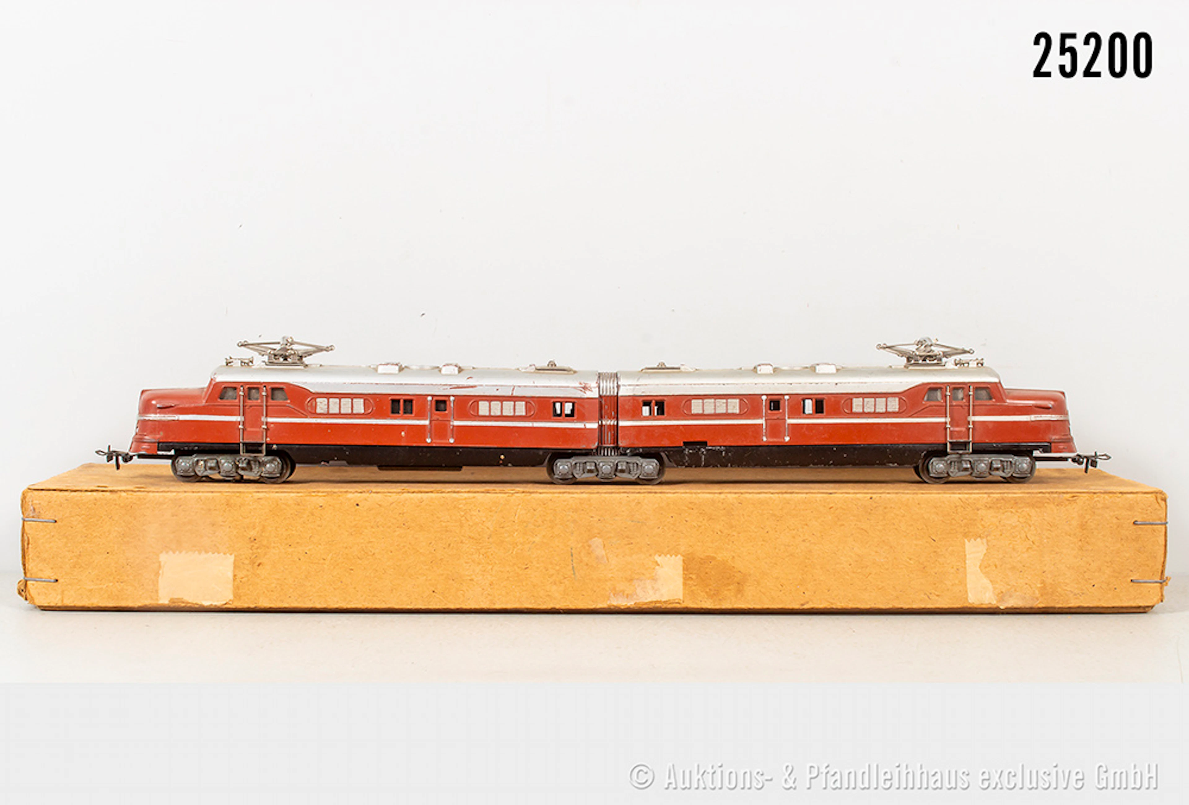 Märklin H0: DL 800 Typ 5, Doppel-E-Lok (braun), flache Kardanwellen