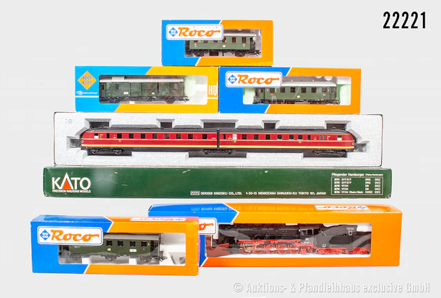 Kato/Roco H0: 30703 2 tlg. Dieseltriebzug, DB, BR VT 04 & 43294 Dampflok