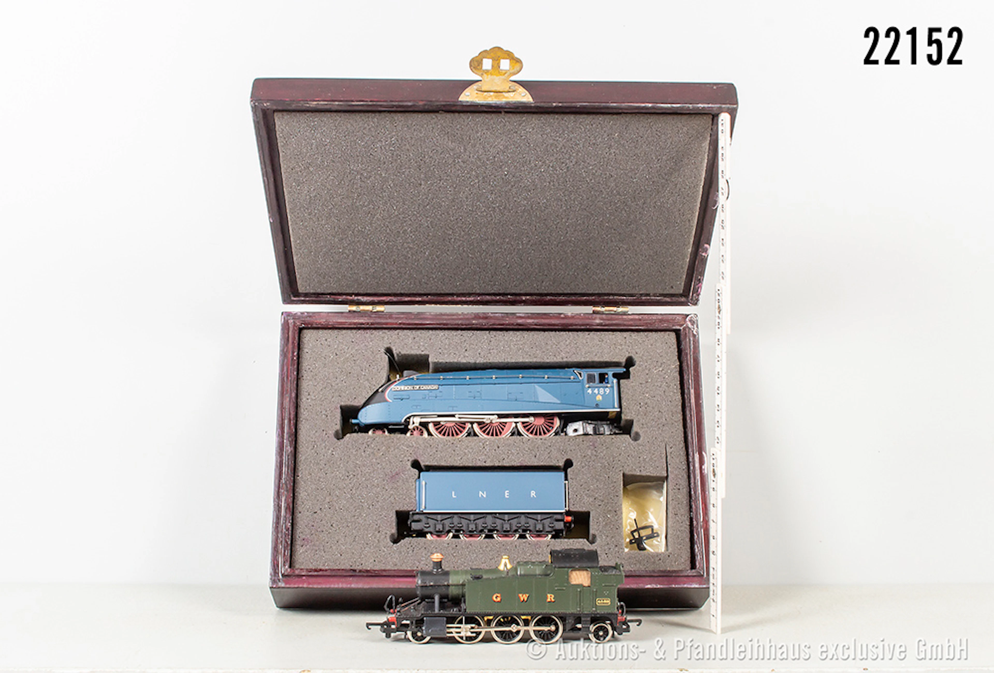 Bachmann/Lima 00 Dampfloks: "Dominion of Canada", LNER, BN 4489, mit