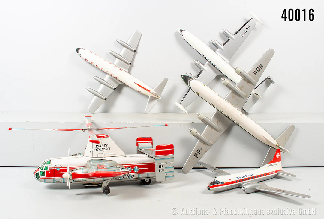 Konv. Flugzeuge, überwiegend Standmodelle (ohne Aufsteller), dabei