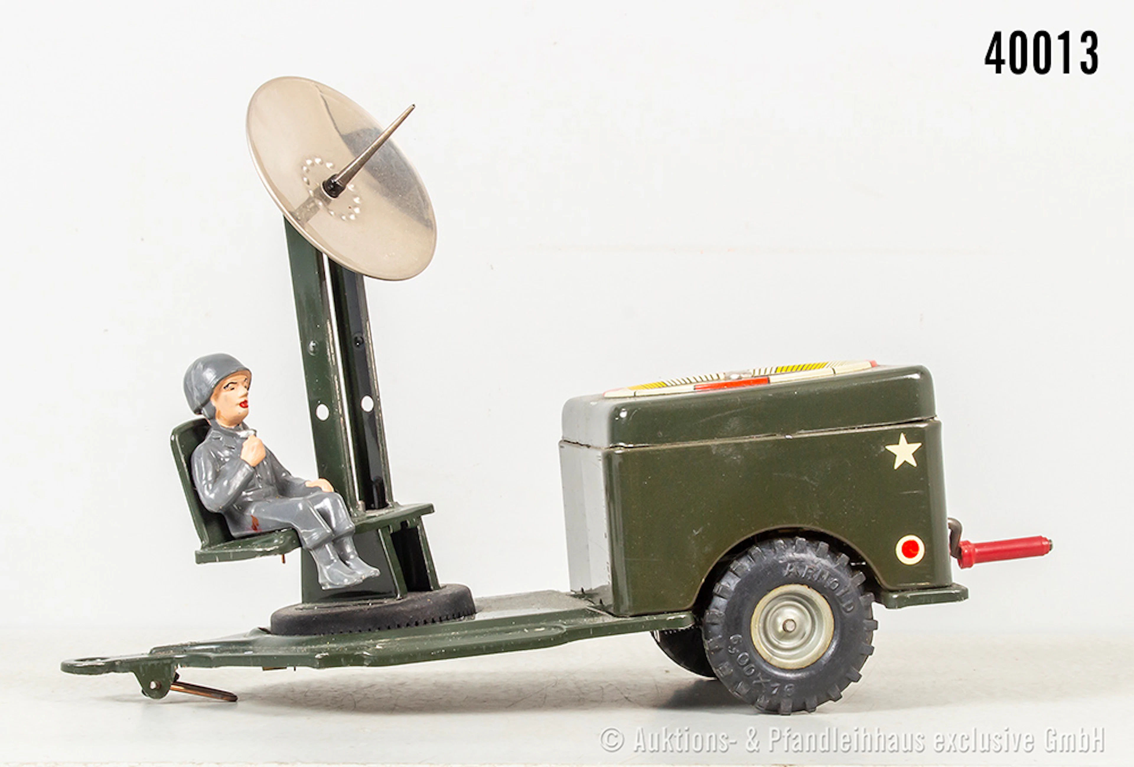 Arnold Radar-Anhänger für Jeep, Western Germany, Blech, L 21 cm, Figur