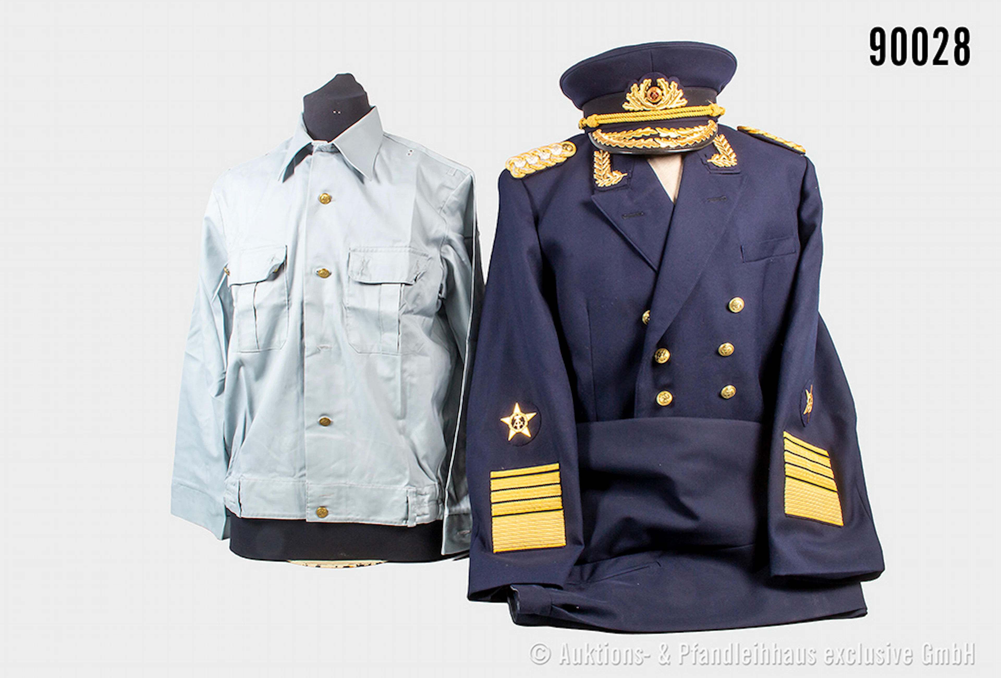 Uniform eines Flottenadmirals der NVA Volksmarine, Jacke komplett