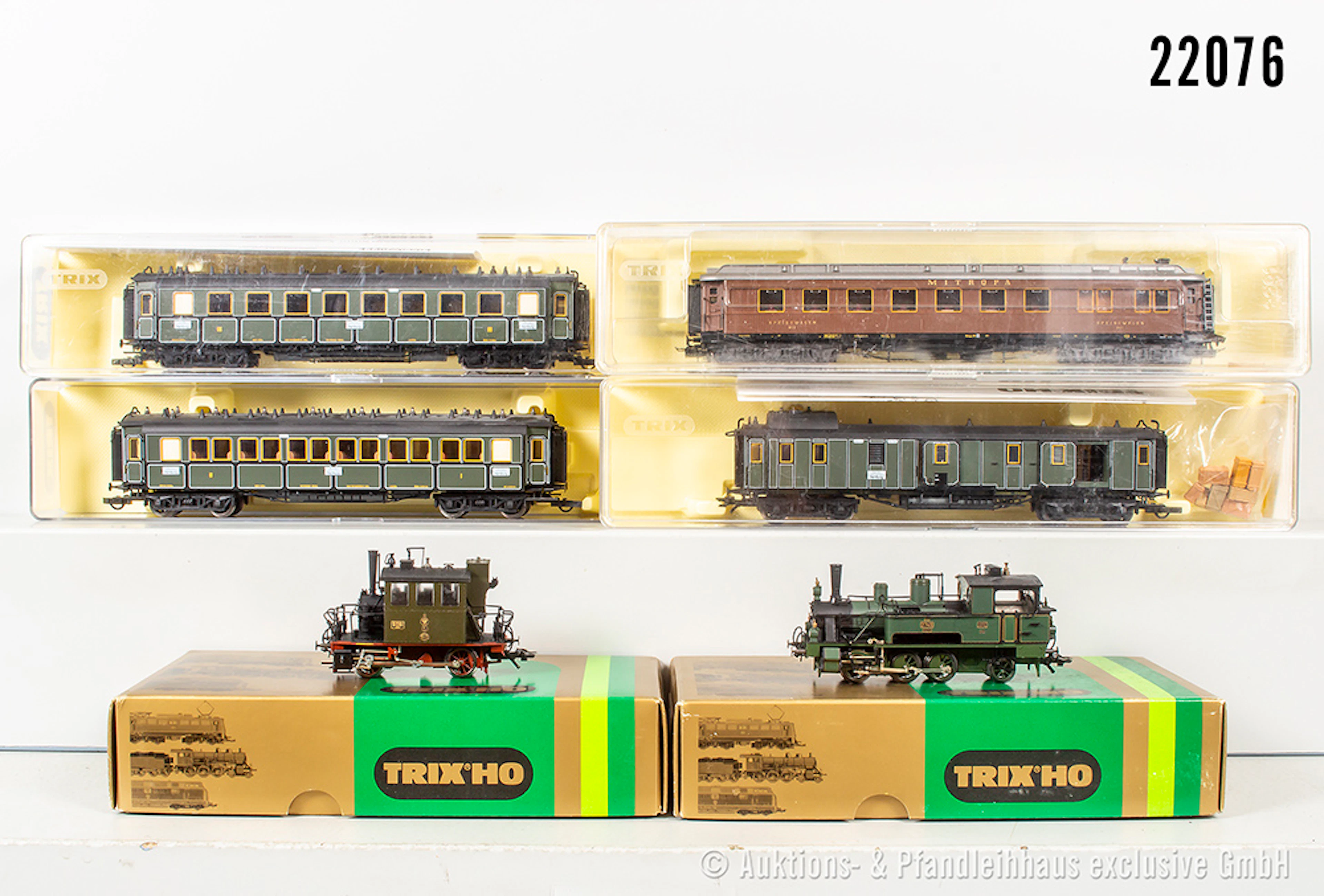 2x Trix H0 Dampflok: 22405D XI, KPEV, BN 24719 & 22410 T 2, KPEV