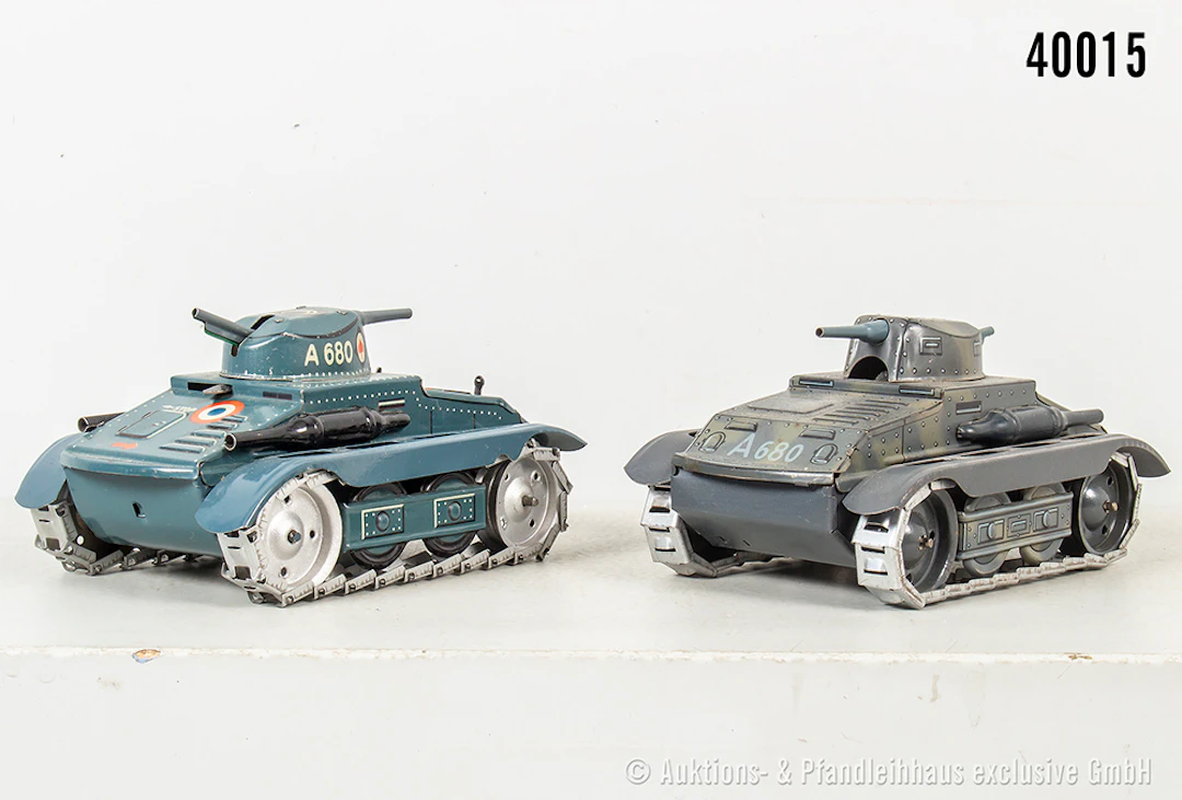 2 Arnold Panzer A 680, Blech, L bis 15 cm, Uhrwerk jeweils intakt, Z 1-2