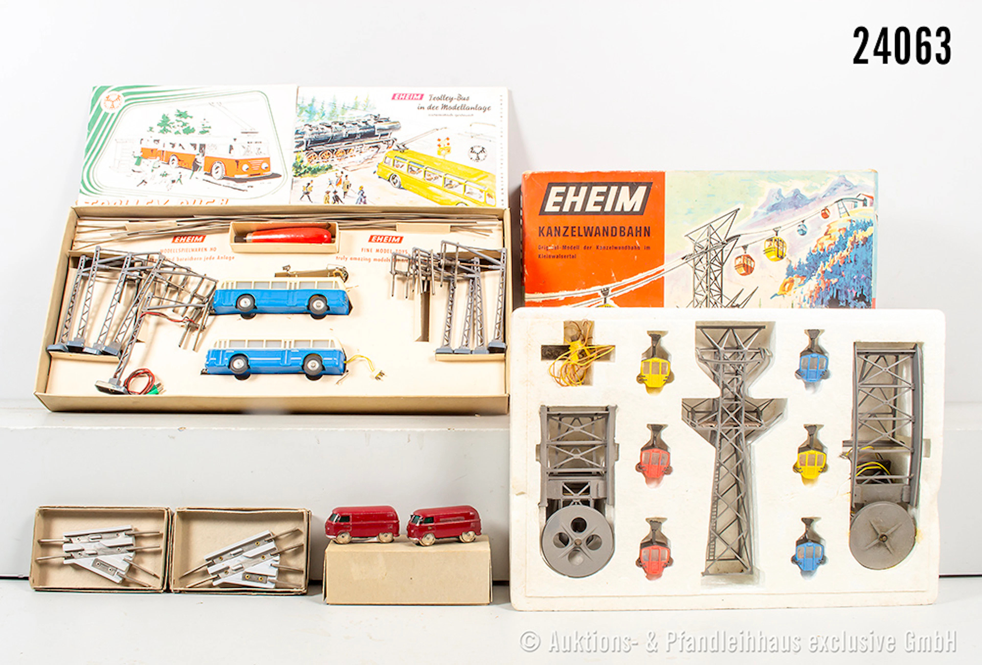 Eheim H0: 280 Kanzelwandbahn, 102 Trolley-Bus-Set, 2x 148 Trolleybus-Weiche
