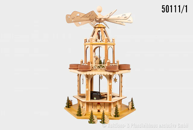 Steiff Christkindlmarkt-Glühweinstand, Holz, Weihnachtspyramide mit