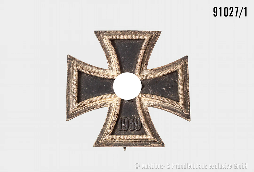 EK 1 1939, Hersteller "26" auf der Nadel, guter Zustand, mit Altersspuren
