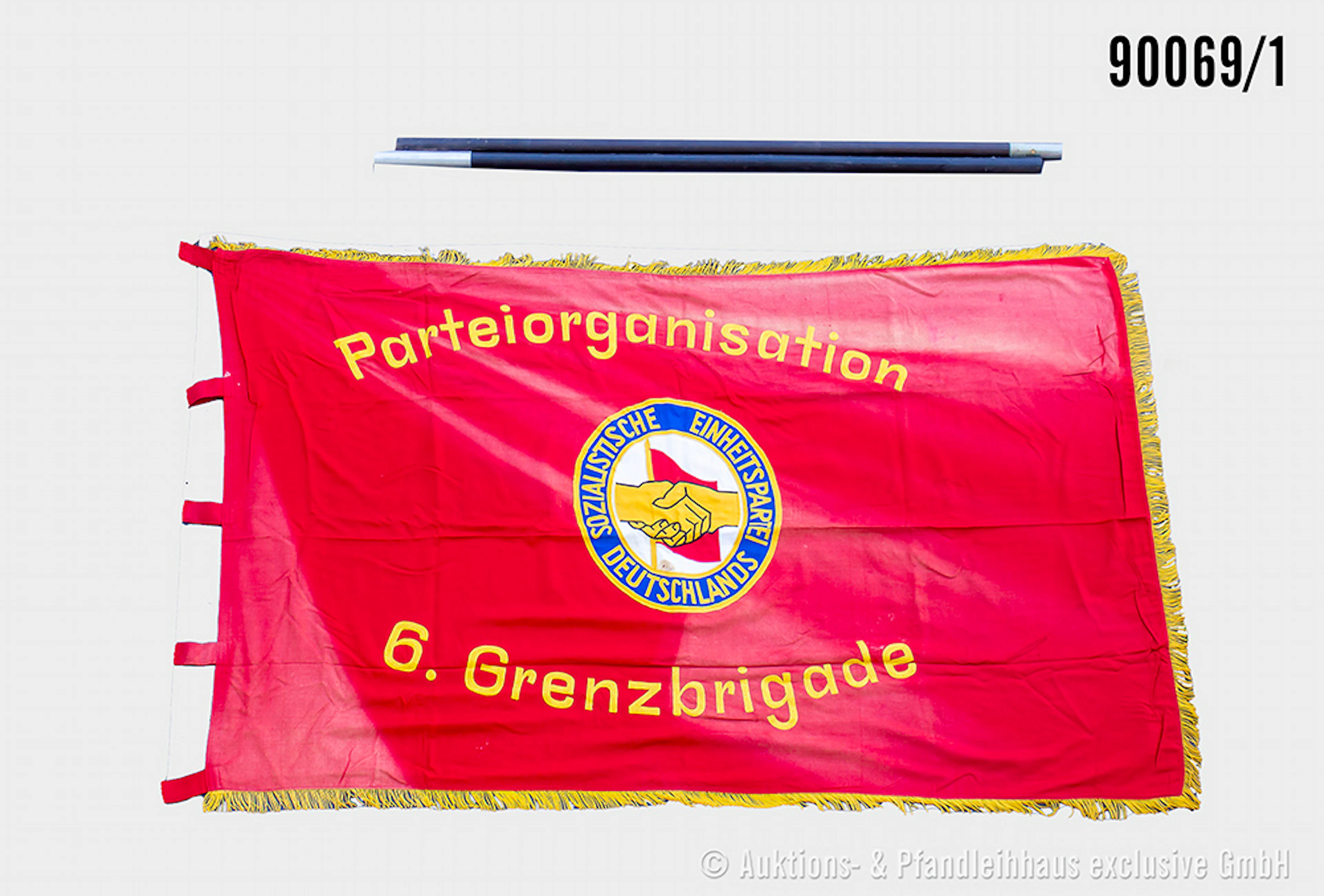 DDR-Fahne SED mit Fransen, beidseitig bestickt "Parteiorganisation