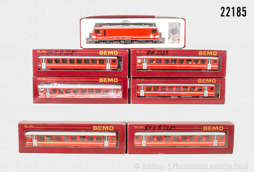 Bemo H0m Personenzug, BVZ: E-Lok HGe 4/4 I, BN 2 & 6x Wagen, 1x mit