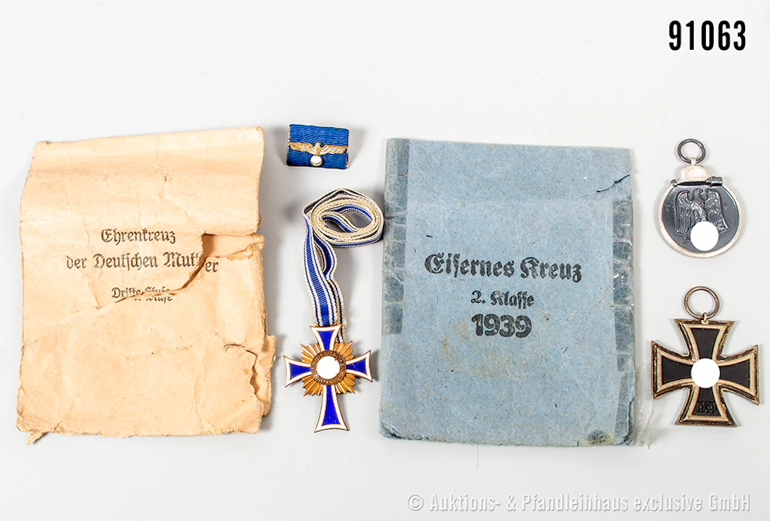 Konv. EK 2 1939 und Mutterkreuz in bronze, jeweils mit beschädigten