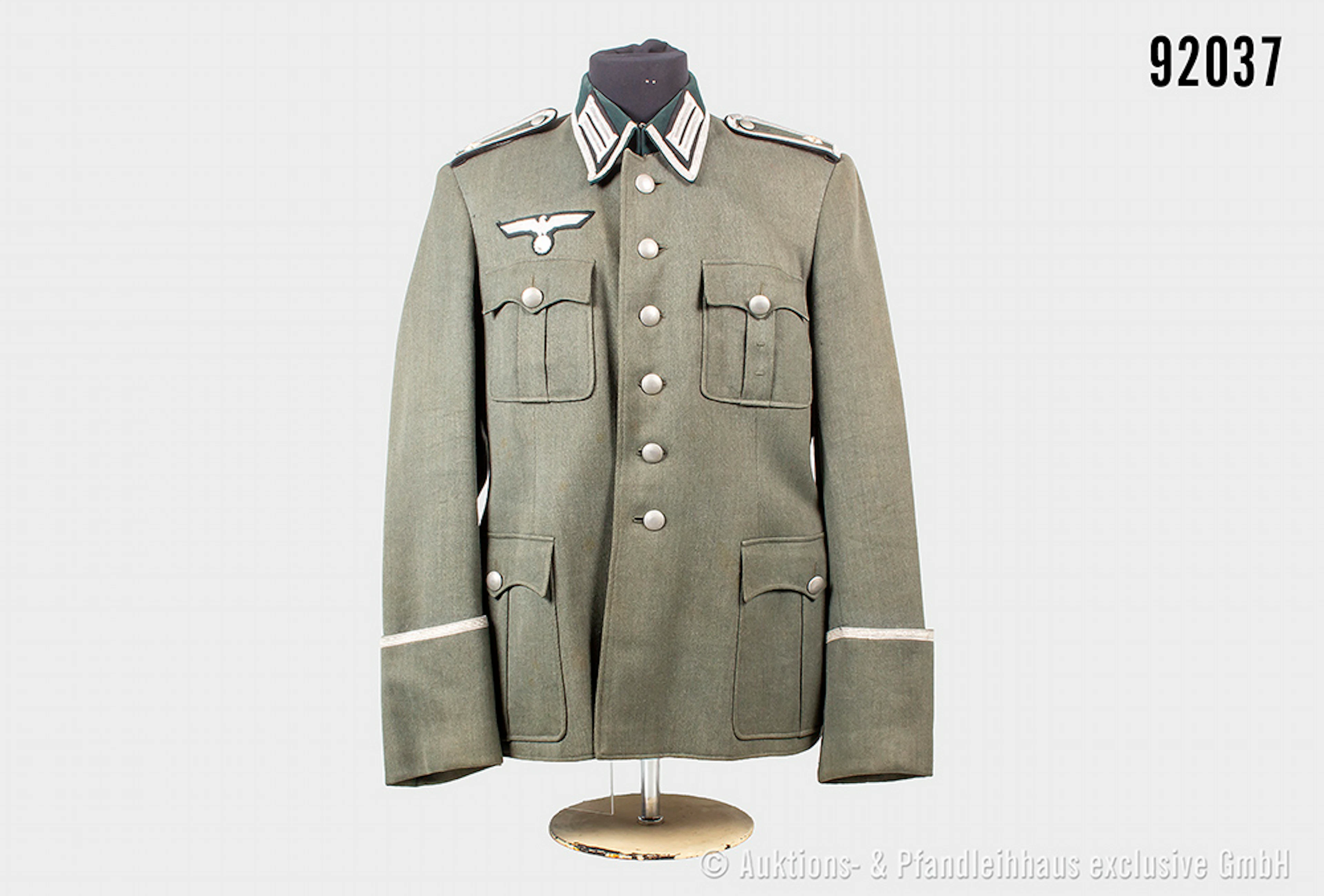 Feldbluse Feldwebel der Pioniere, Effekten neuzeitlich ergänzt, Durchgriff