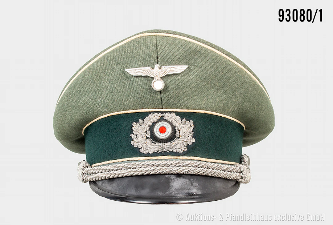 Schirmmütze für Offiziere der Infanterie, komplett mit Effekten, gemischter