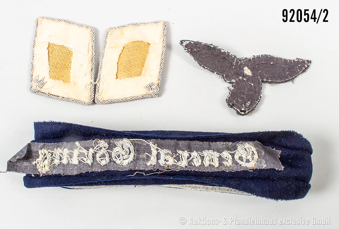 Konv. Luftwaffen-Felddivision 1 Paar Kragenspiegel Leutnant, Brustadler