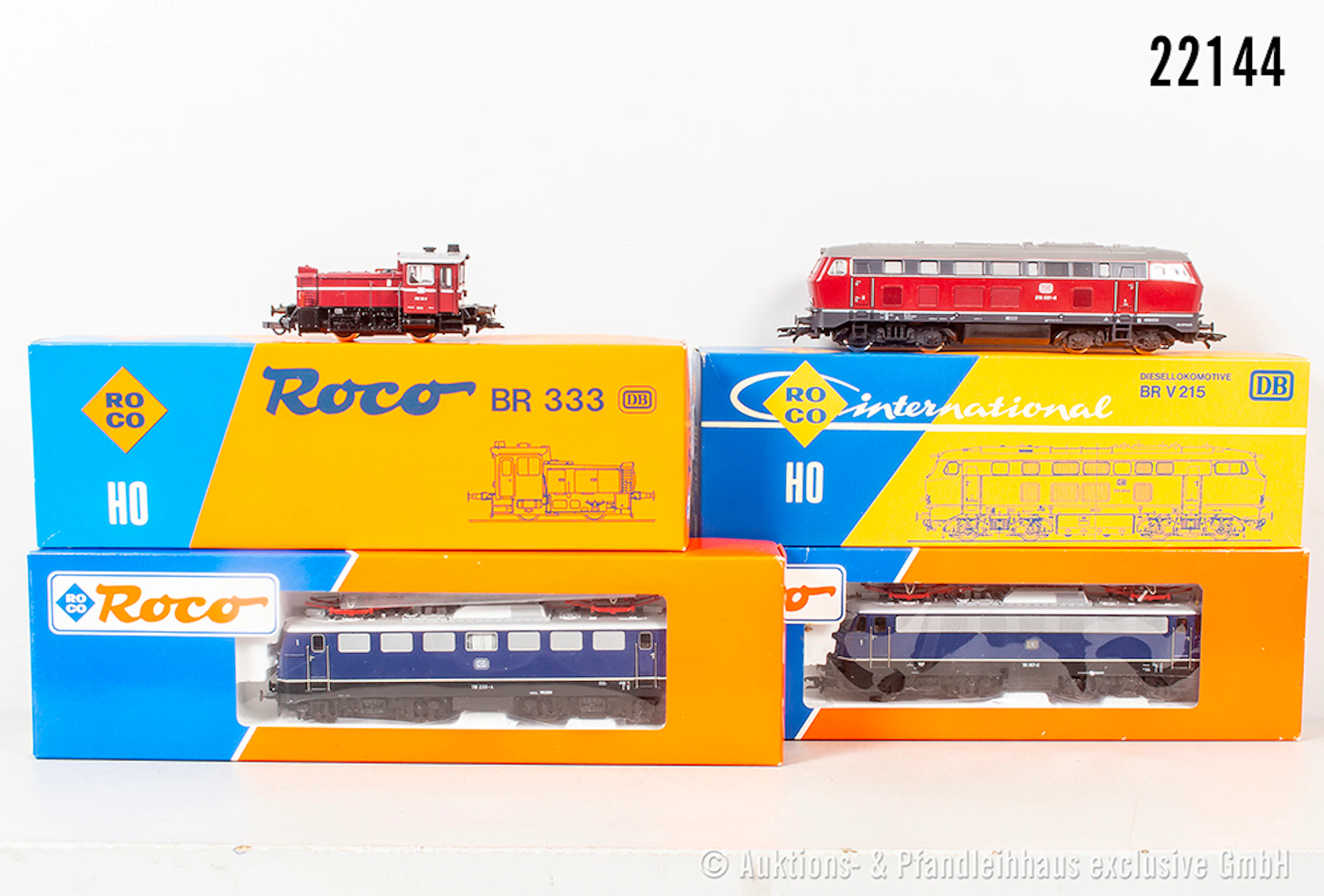 4x Roco H0, DB: 2x Diesellok: 04163A, BN 333 111-3 & 4151A, BN 215