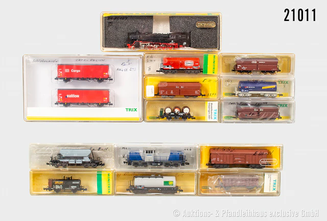 Trix Spur N Güterzug: 2053 Dampflok, DB, BN 85007 & Diesellok, RAG