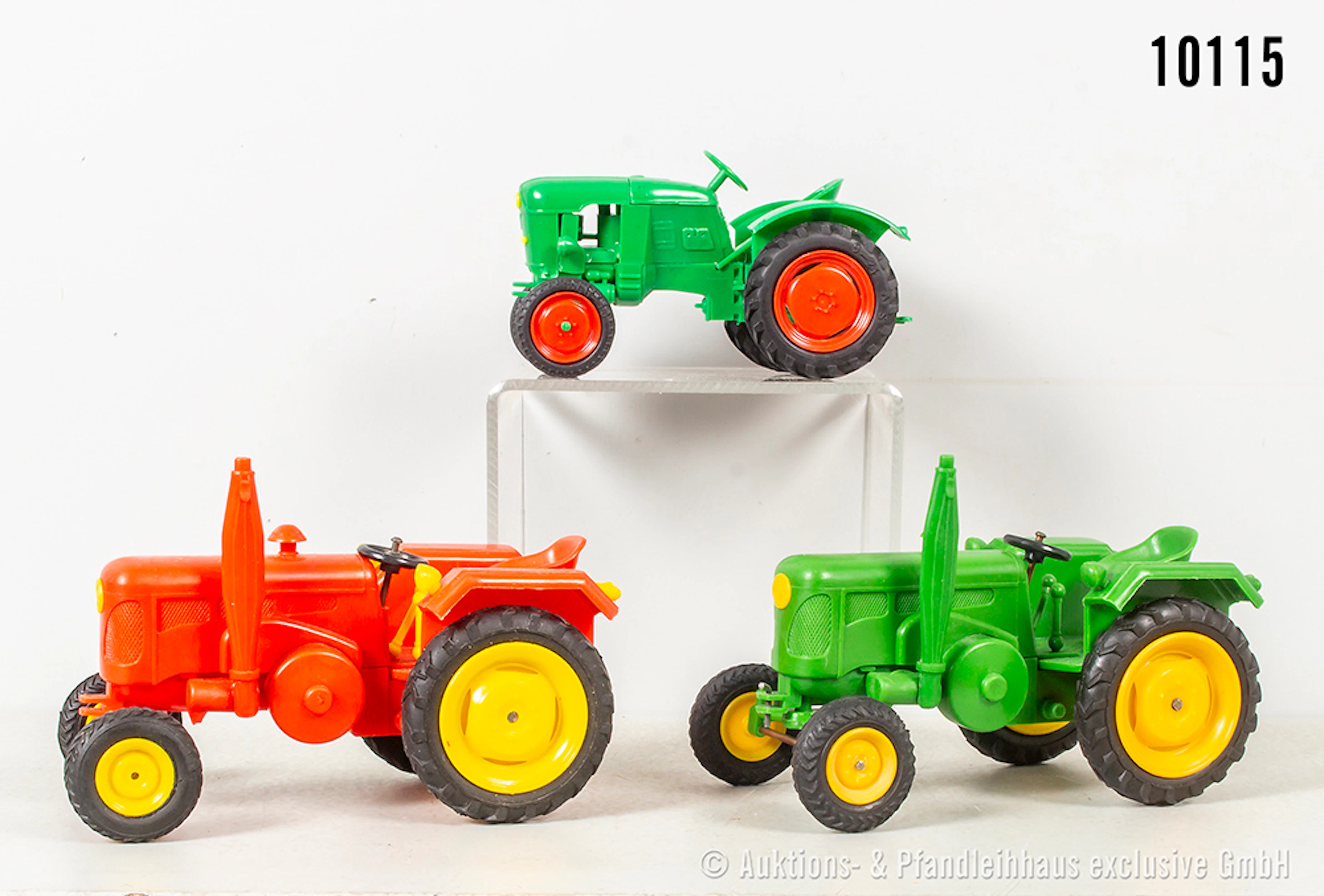 3 Traktormodelle, 2x Rex, Kunststoff, L bis ca. 13 cm, Z 1-3