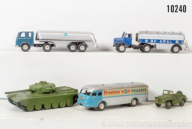 Märklin/ Dinky Toys Modellfahrzeuge, dabei DT 651 Centurion Tank