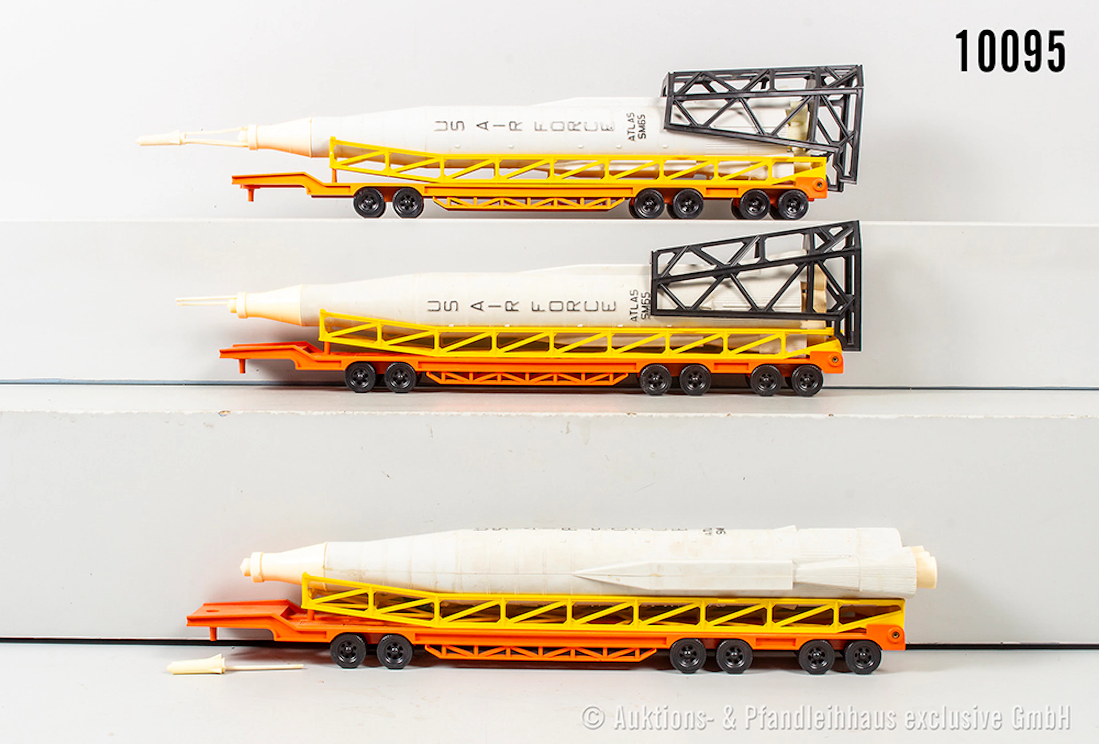 Siku Plastik Modellfahrzeuge, V 179 Raketentransporter mit Atlasrakete