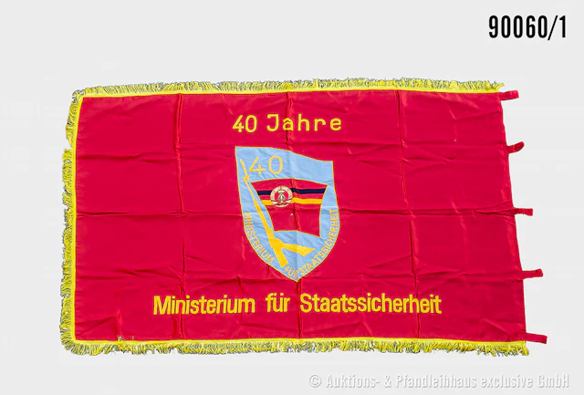 DDR-Fahne, MfS mit Fransen, beidseitig bestickt "40 Jahre Ministerium