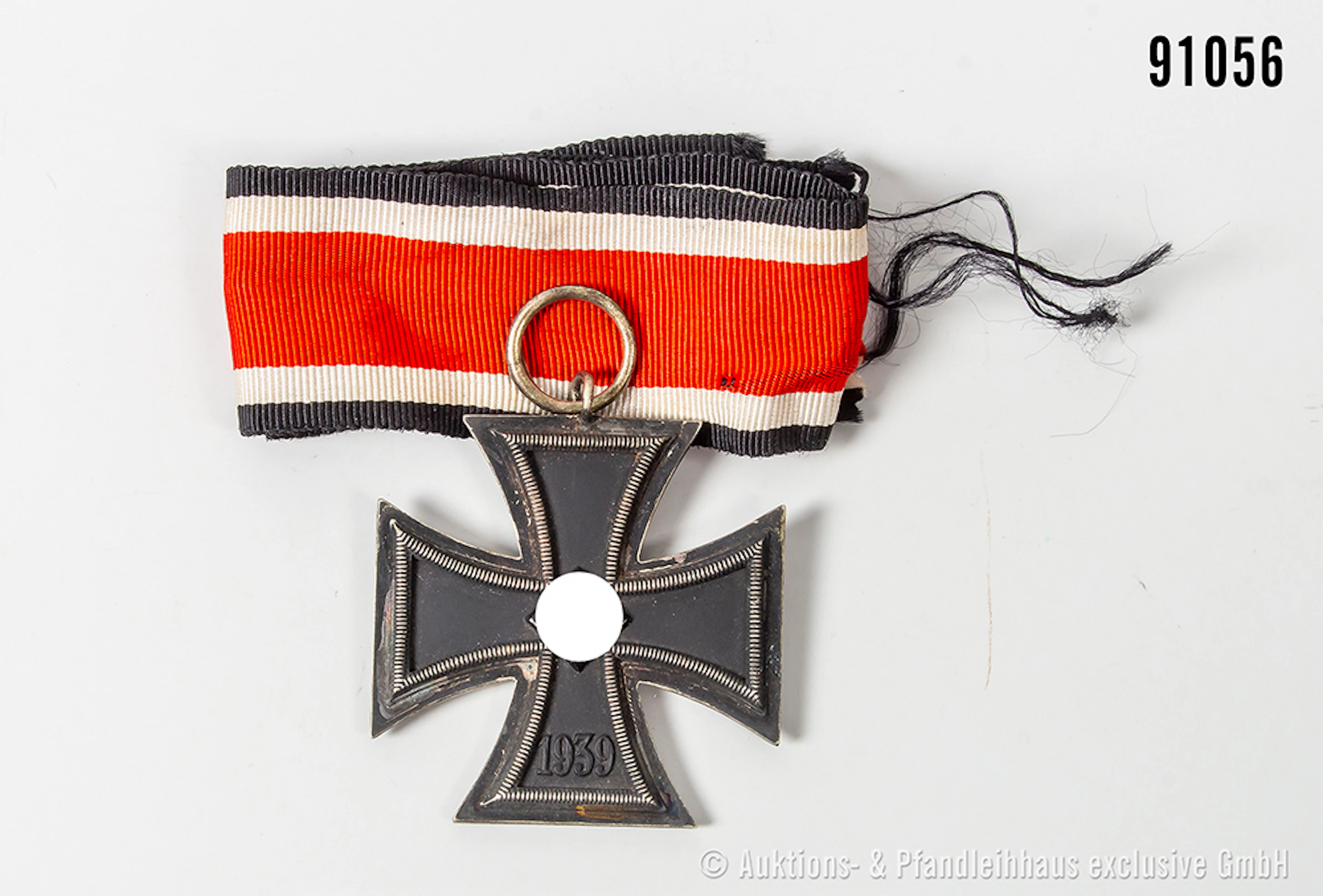 EK 2 1939, Hersteller "120" im Bandring, guter Zustand, mit Altersspuren