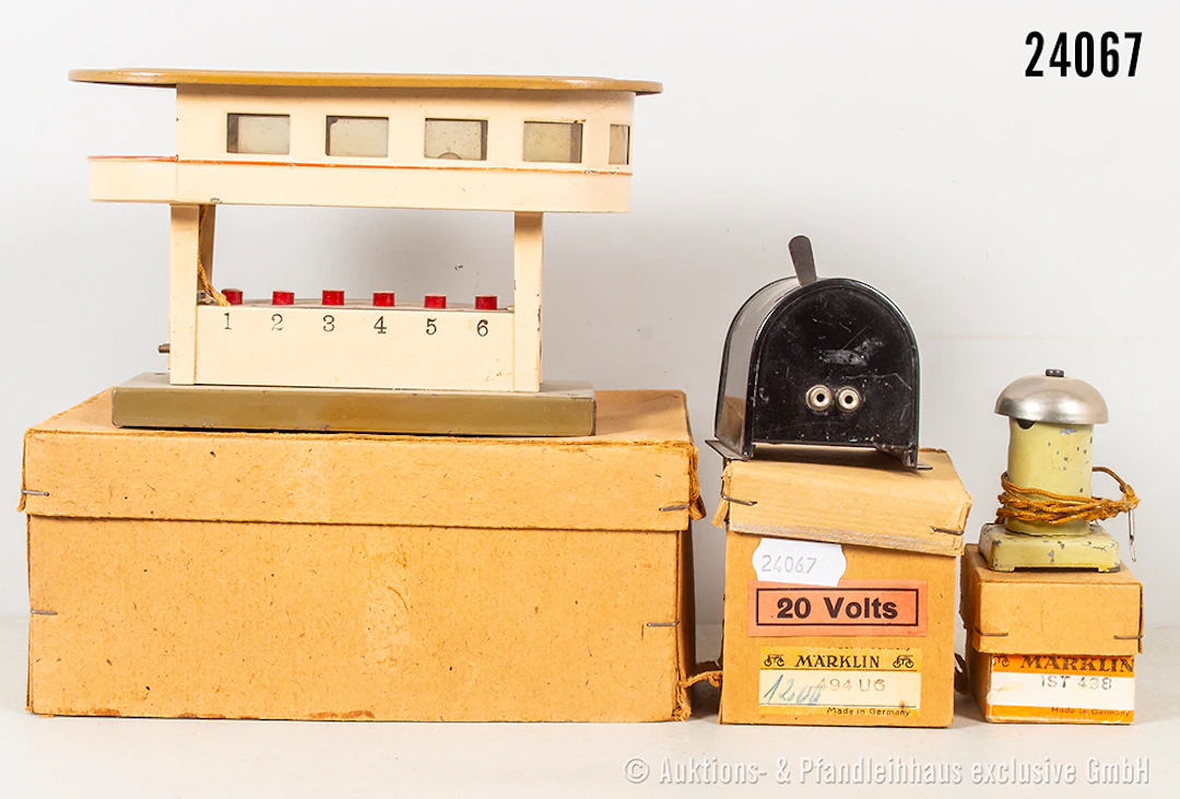 Märklin H0: 473/6 Stellwerk & 438.1 Läutewerk, sehr brüchig & 494.1
