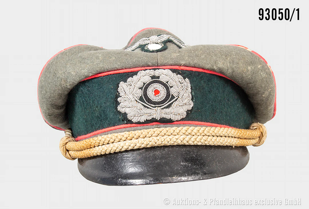 Schirmmütze für Offiziere der Panzertruppe, komplett mit Effekten