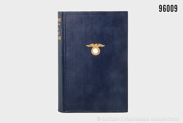 Adolf Hitler "Mein Kampf", blaue Leinenausführung von 1933, guter