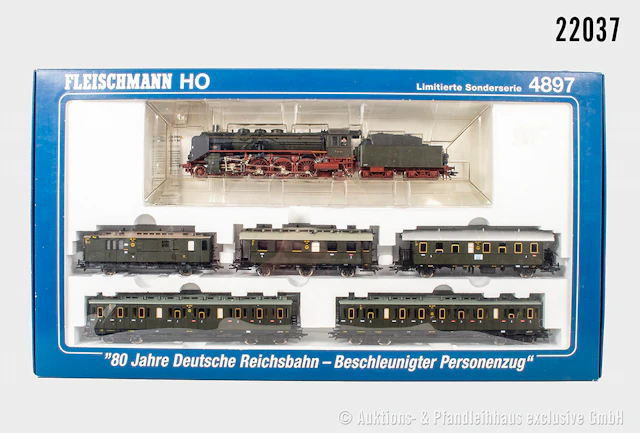 Fleischmann H0: 4897 Zug-Set "80 Jahre Deutsches Reich", Schlepptenderlok