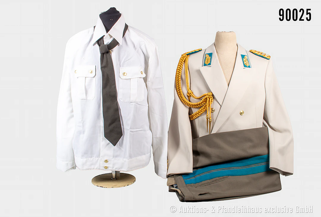 Uniform eines Generalleutnant der NVA Luftstreitkräfte, Ausgehjacke