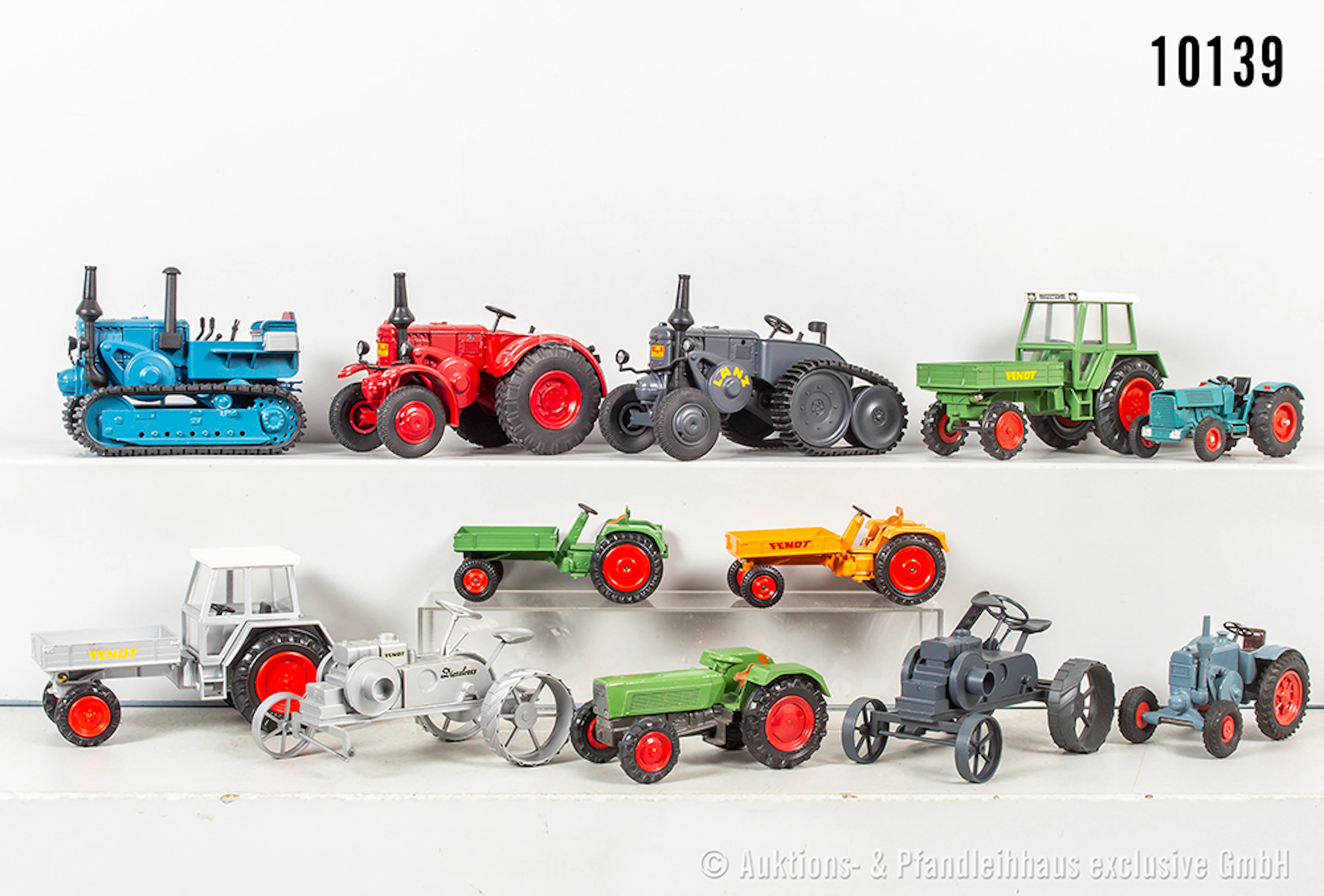 Konv. Traktoren, dabei Cursor, Siku, Märklin usw., Metall, L bis ca.