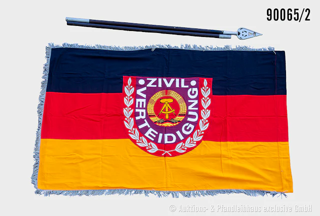 DDR-Fahne Zivilverteidigung mit Fransen, beidseitig bestickt "5. Abteilung