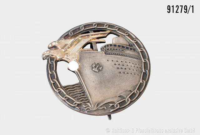 Blockadebrecher Kriegsabzeichen, Buntmetallausf., Hersteller "Schwerin