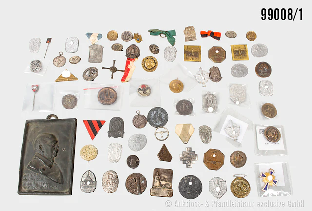 Konv. 90 überwiegend Veranstaltungsabzeichen 3. Reich, sowie Bismarck-Relief