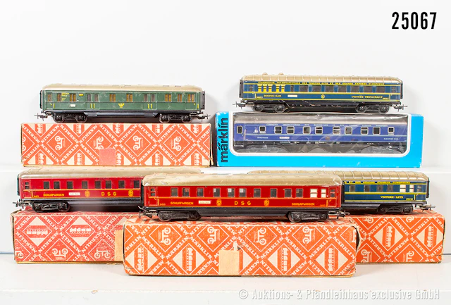 Märklin H0 Reisezugwagen: 2x 4011, CIWL & 4029, CIWL & 2x 4010 & 4013