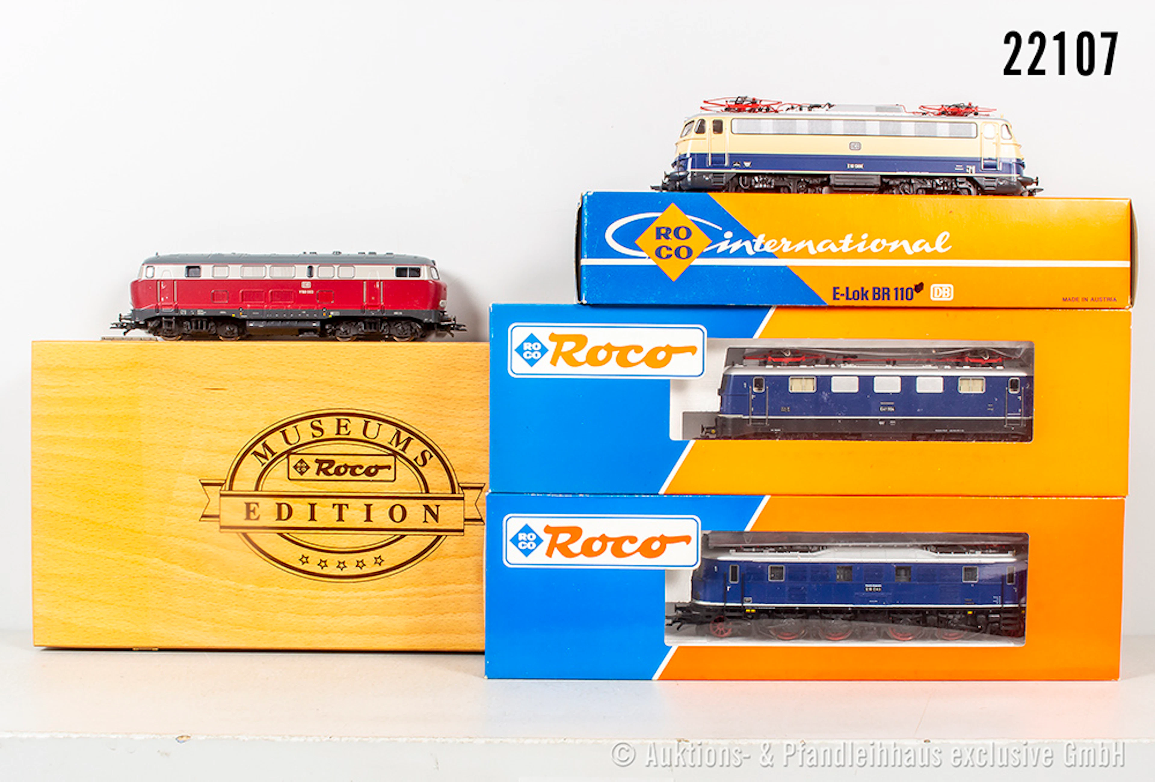 Roco H0: 43840 Diesellok DB, BN V160 003 & 3x E-Lok DB: 43636, BN