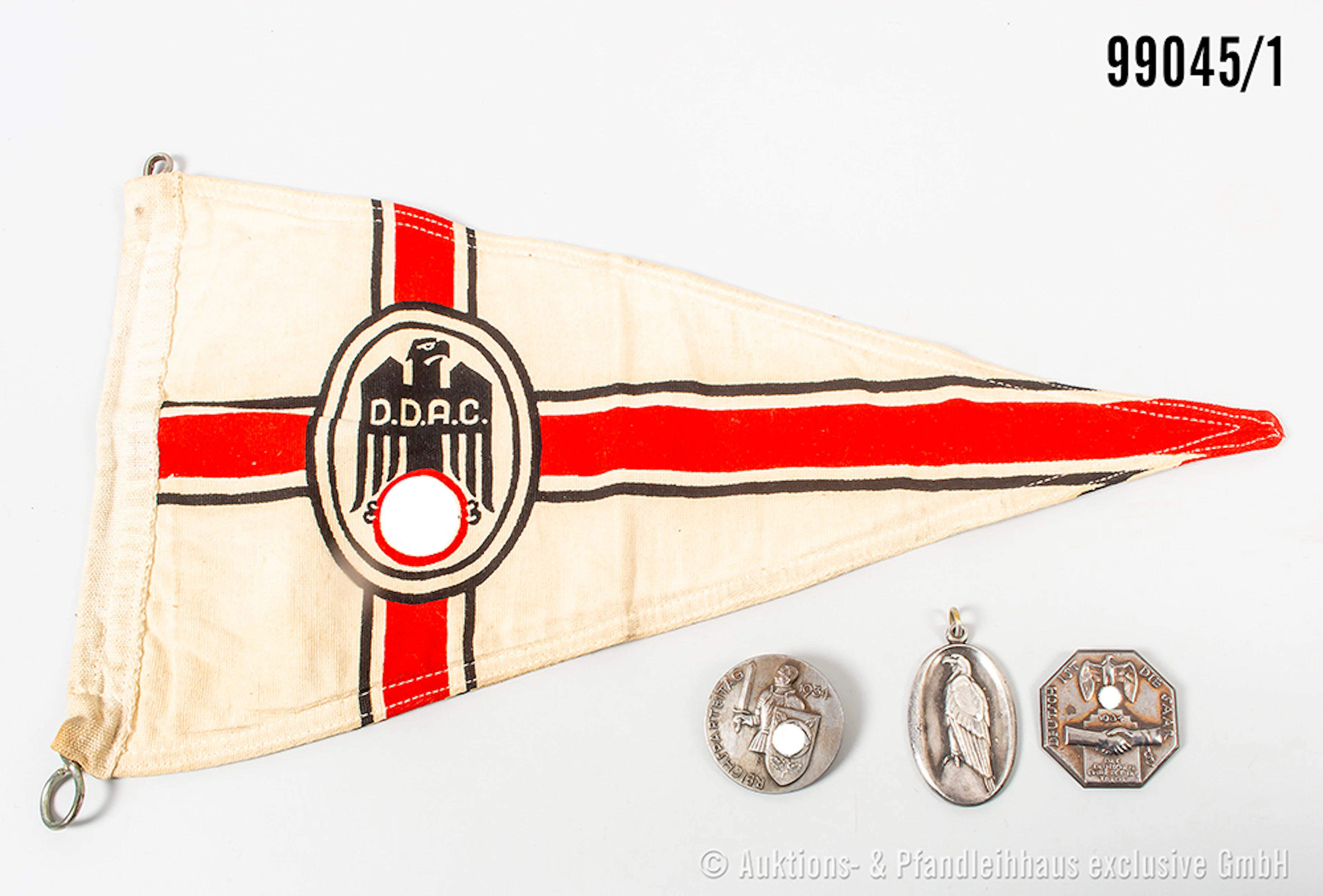 Konv. D.D.A.C. Wimpel, L ca. 36 cm, 2 Veranstaltungsabzeichen sowie