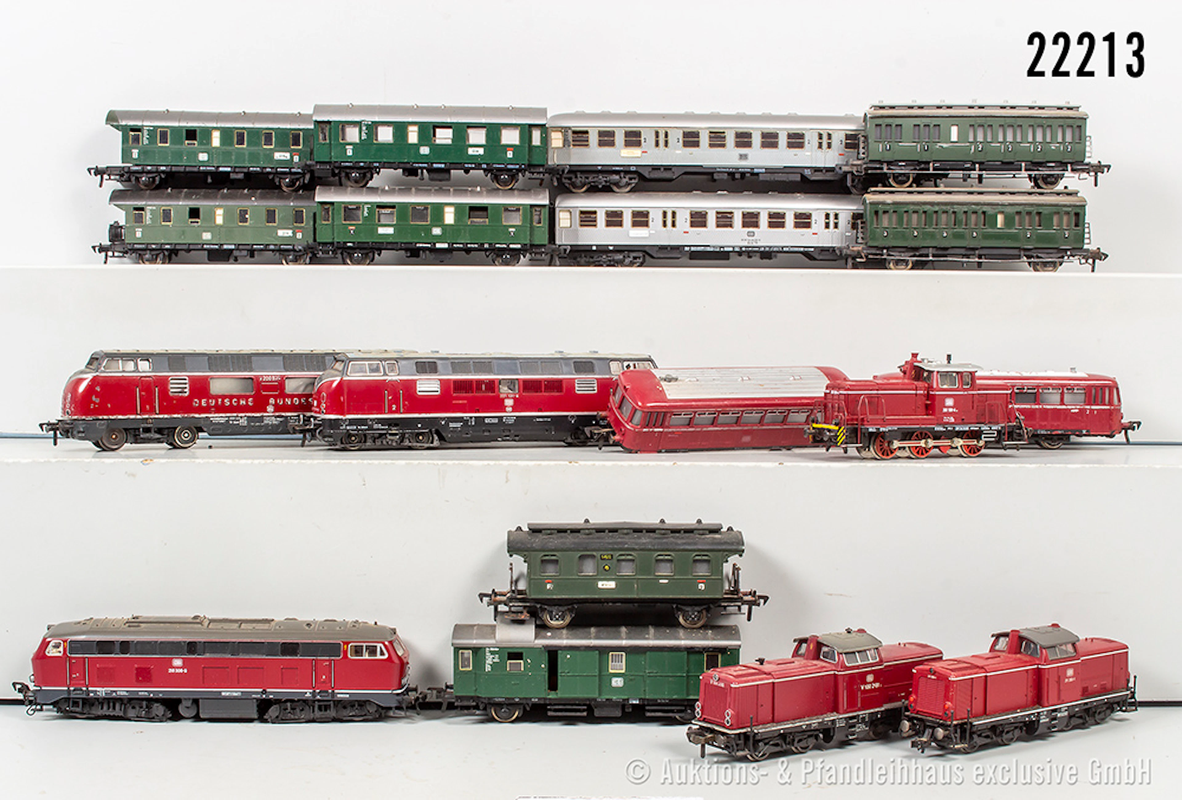 Fleischmann H0 Personenzug: 2-tlg. Schienenbus, DB, BR VT98 & 6x Dieselloks