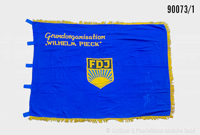 DDR Fahne FDJ mit Fransen, beidseitig bestickt "Ehrenbanner der Freien