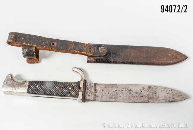 HJ-Fahrtenmesser, Hersteller "RZM M 7/36", die Klinge fleckig, dazugehörige