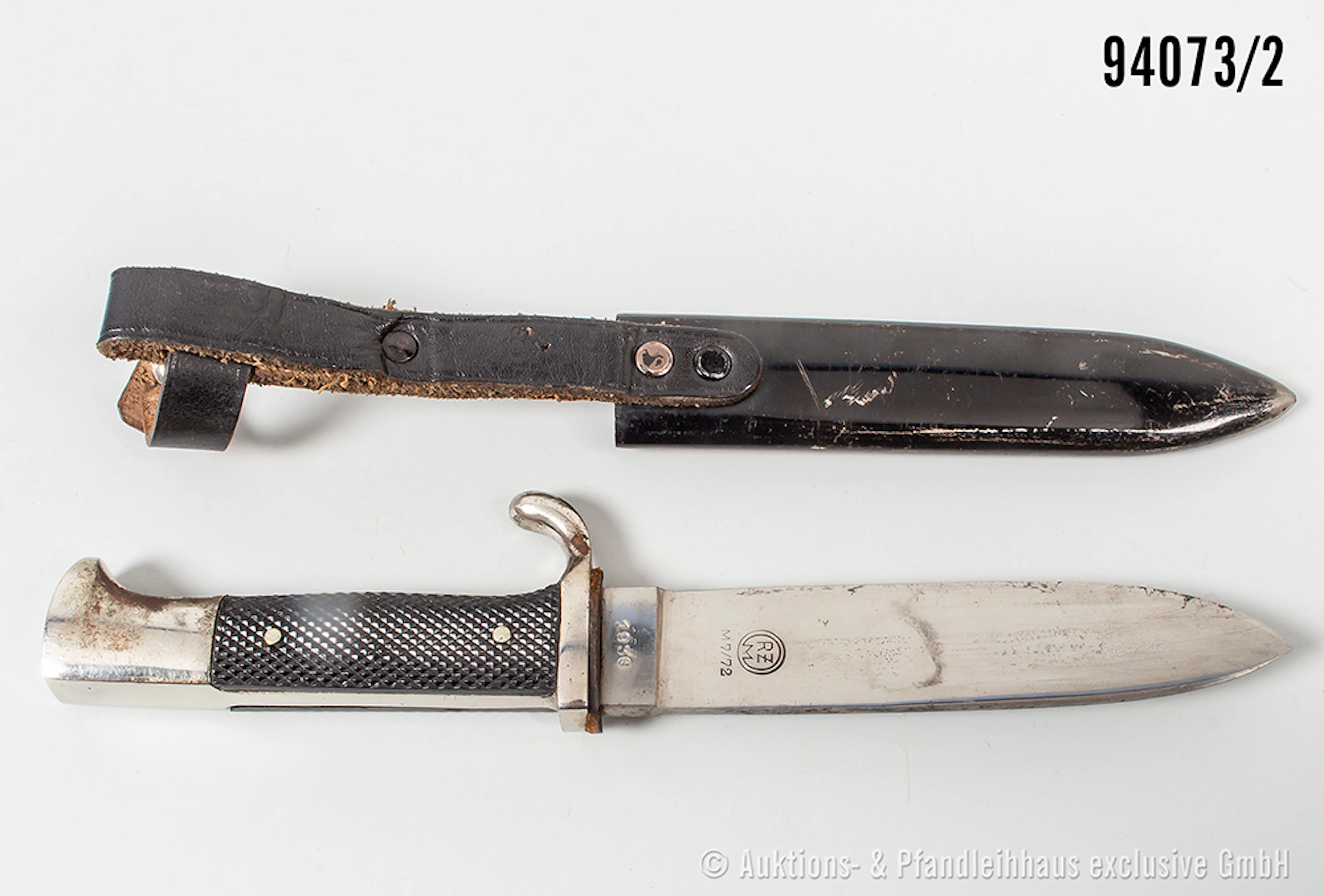 HJ-Fahrtenmesser, Hersteller "RZM M 7/72 1939", Klingeninschrift "Blut