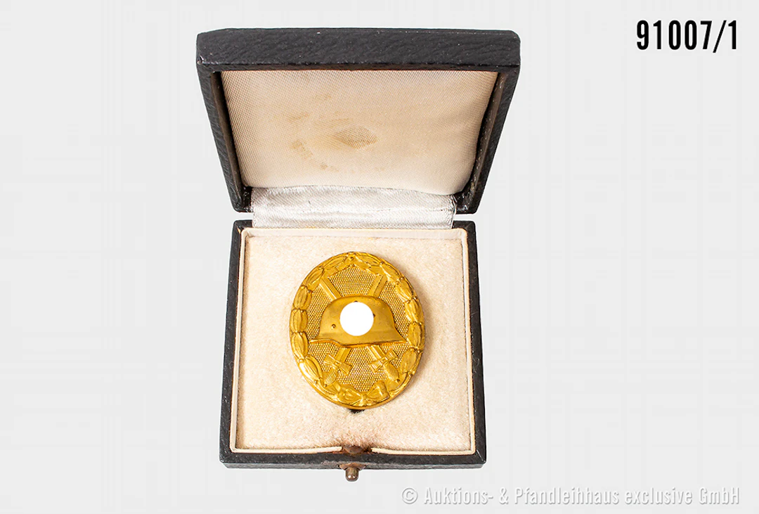 VWA in Gold, Buntmetall-Ausführung, im Etui, Rückseite Hersteller-Etikett