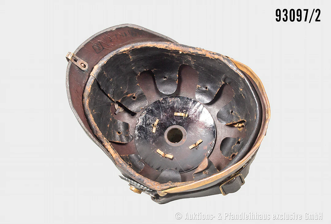 Preußen Pickelhaube für Mannschaften, keine Doppellöcher, beide Kokarden