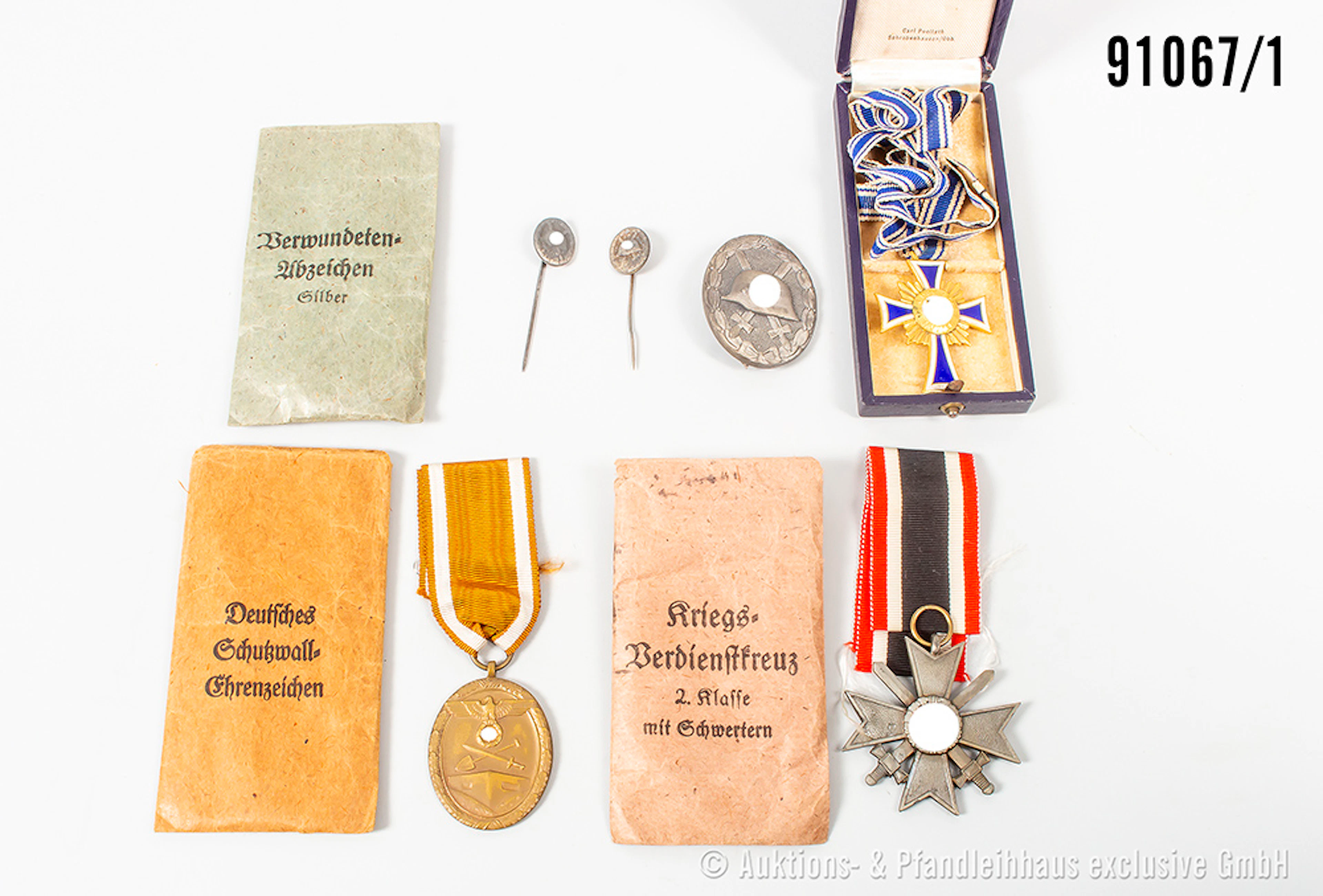 Konv. VWA Silber, Zinkausführung, Hersteller "30", mit 2 Miniaturen