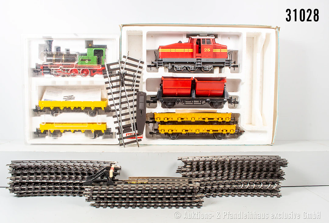 Märklin Spur 1: Güterzug, Diesellok DHG 500, BN 25 & Dampflok Max