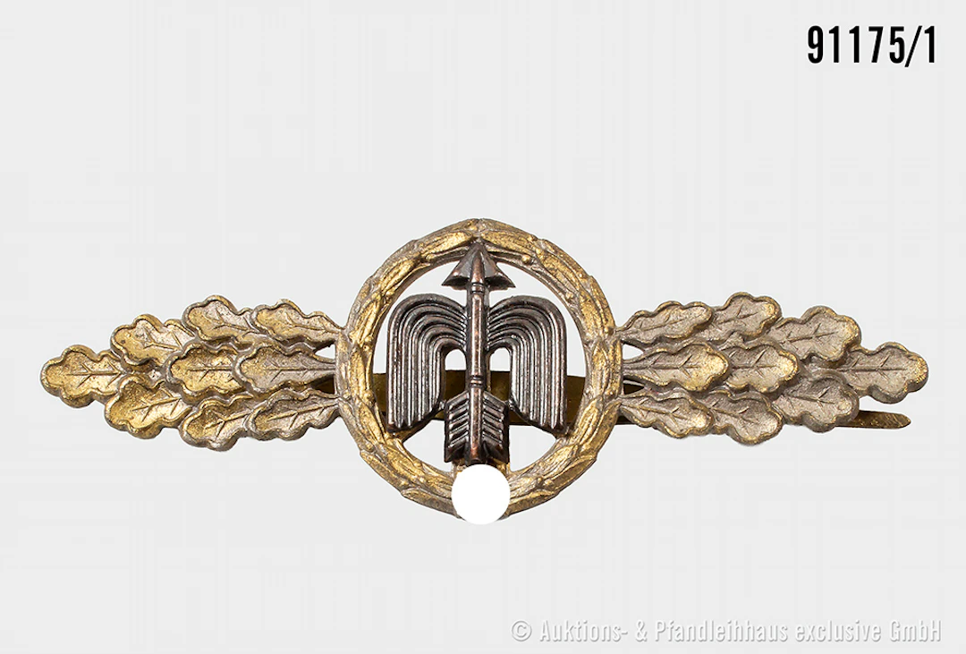 Frontflugspange für Jäger in Gold, Hersteller "G. H. Osang Dresden"