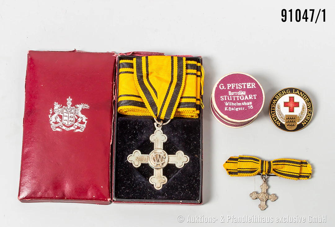 Konv. Württemberg, Charlottenkreuz mit Miniatur im beschädigten Etui
