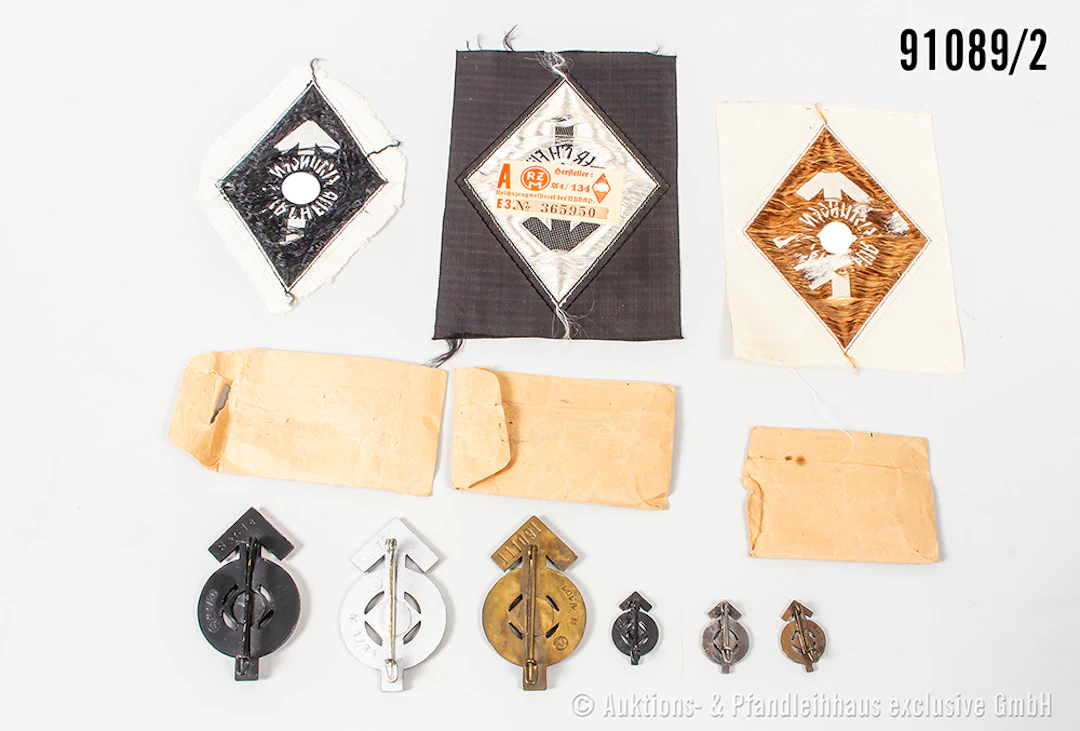 Konv. HJ-Leistungsabzeichen, Schwarz, Bronze und Silber, jeweils mit