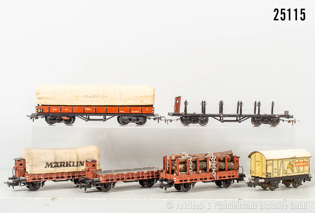 Märklin H0 Güterwagen: 388, 392, 322, 323, 372 mit Beladung , 392