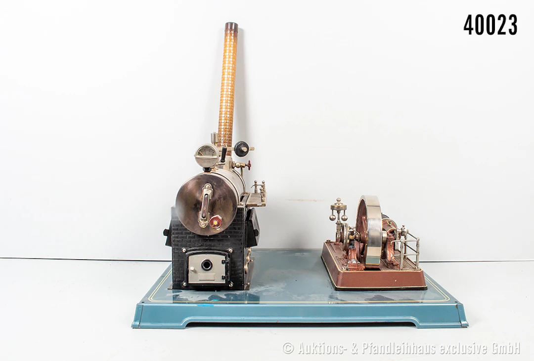 Große Dampfmaschine, liegender Kessel, KD 8 cm, Schwungrad, Manometer