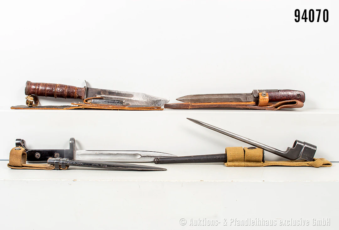 Konv. 4 Bajonette/Kampfmesser, versch. Länder und Epochen, jeweils